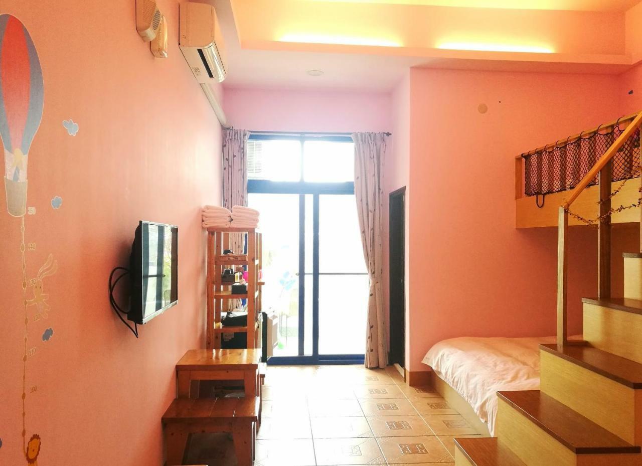 Love Ocean & Happy Bay Homestay Donggang Bagian luar foto