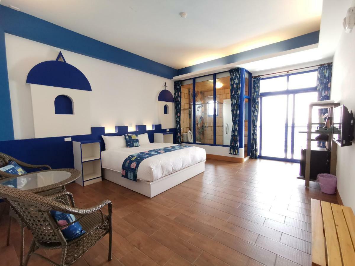 Love Ocean & Happy Bay Homestay Donggang Bagian luar foto